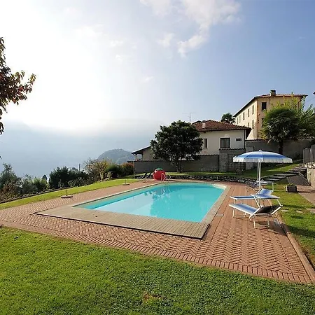 Sleeps 2 Pool Air Con Wifi * Mezzegra